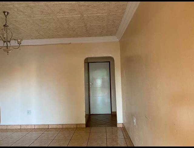 4 BEDROOM HOUSE FOR SALE IN NYLPARK